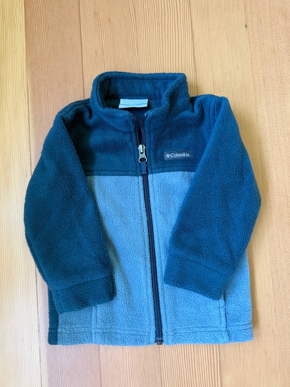 Columbia Two-Tone green Fleece Jacket